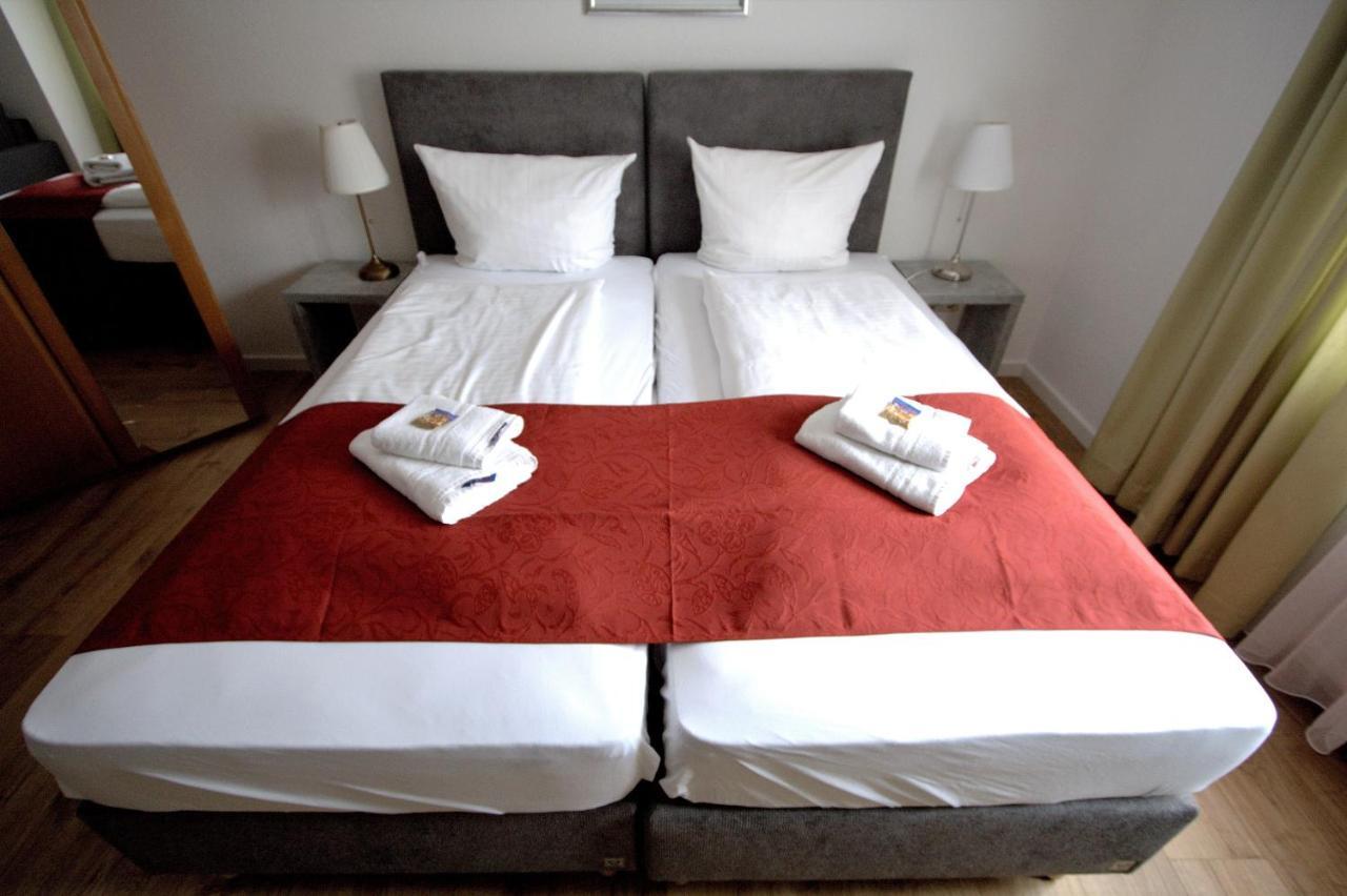 Hotel Leo Muehlhausen Luaran gambar