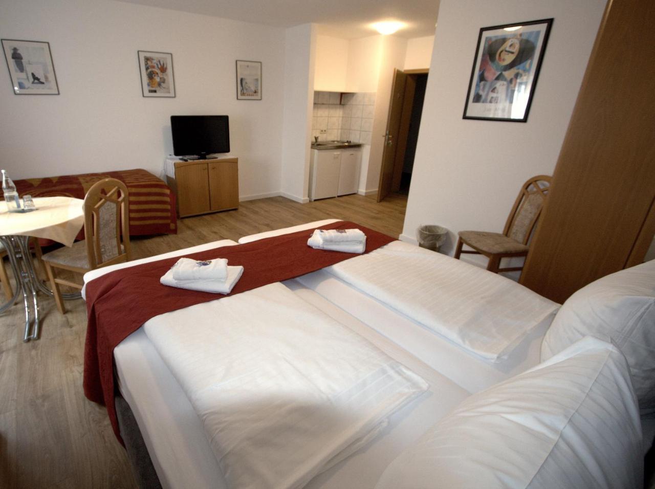 Hotel Leo Muehlhausen Luaran gambar